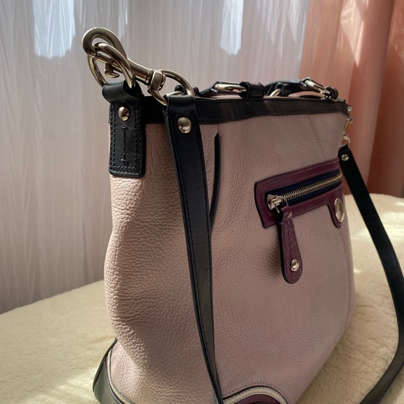 Coach Large Satchel with Shoulder Strap - Picture 2 of 8